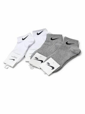 Nike Women’s Ankle Socks 4 Pairs NWT
